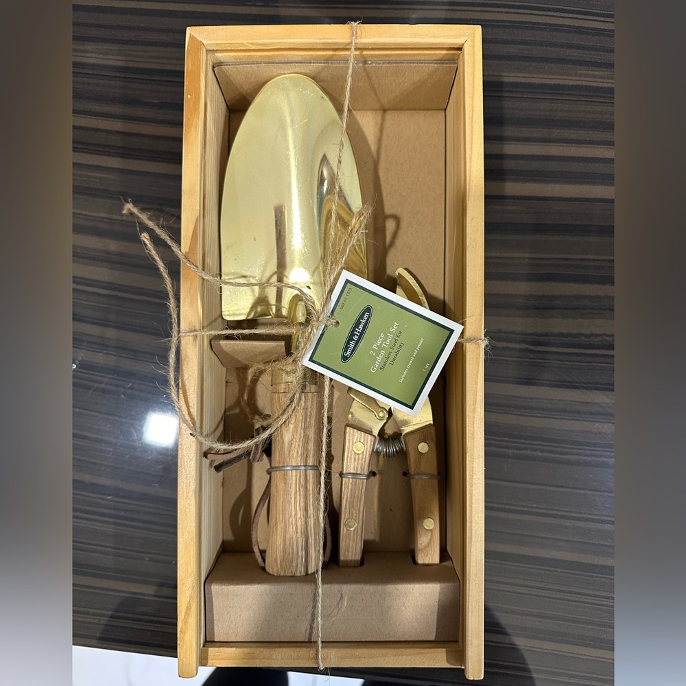 Smith & Hawken 2 piece garden tool set NWT